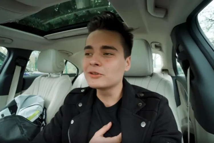 Selly și-a regizat cel de-al doilea accident, în care pare că și-a lovit mașina de 70.000 de euro - VIDEO