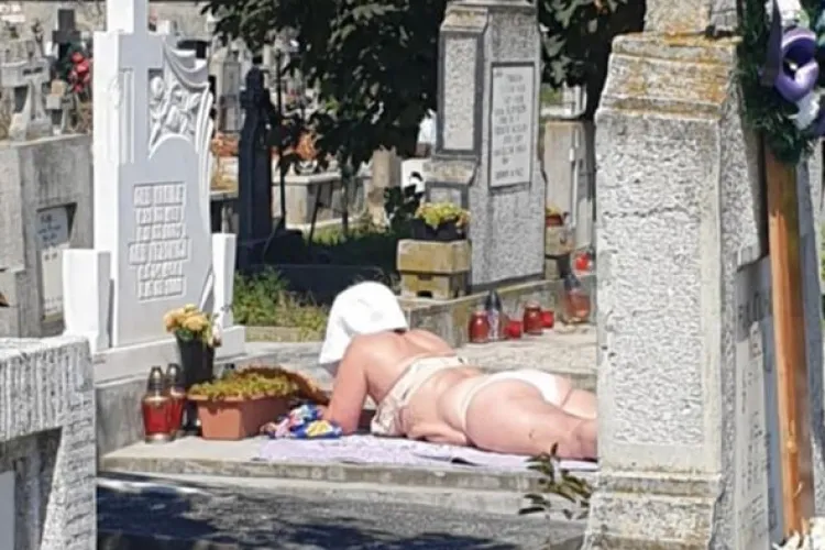 La plajă în cimitir! Se întâmplă în Alba - FOTO