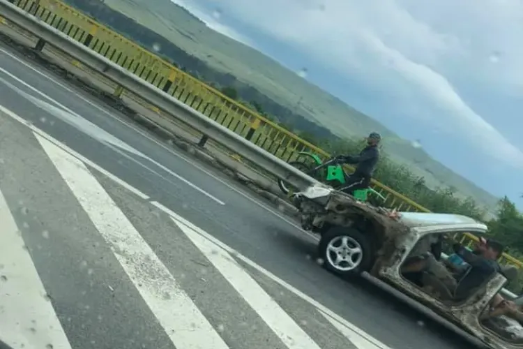 Clujean amendat de polițiști după ce a ajuns viral pe Facebook. Se plimba cu ”cotețul” pe drumurile publice FOTO	