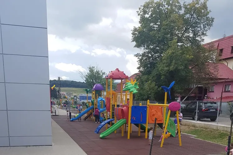 Toți copiii de grădiniță din Florești încep cursurile în spații corespunzătoare