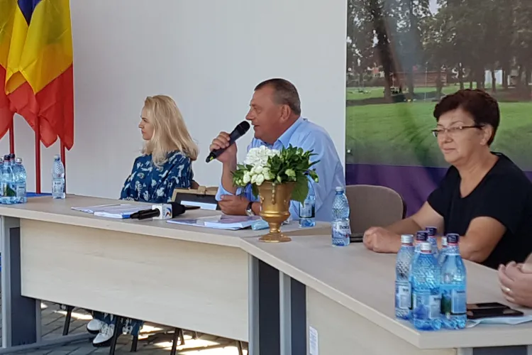 Autobuzele vor circula pe Valea Gârbăului, Răzoare și Sub Cetate din luna septembrie - VIDEO