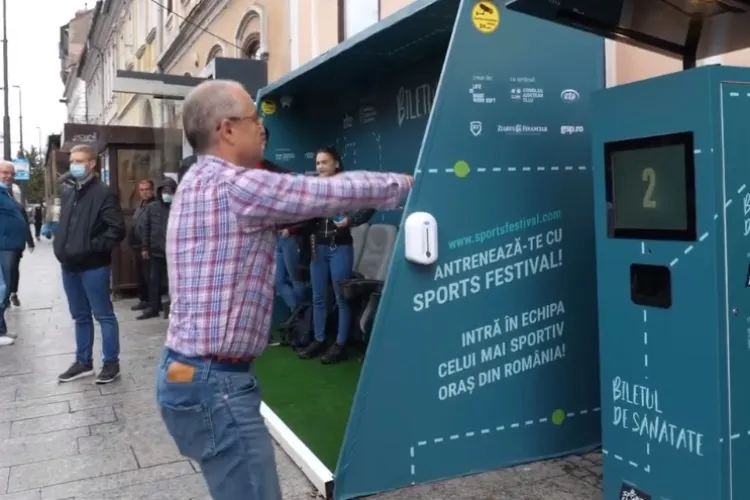 Emil Boc, surprins făcând genuflexiuni în centrul Clujului - VIDEO   