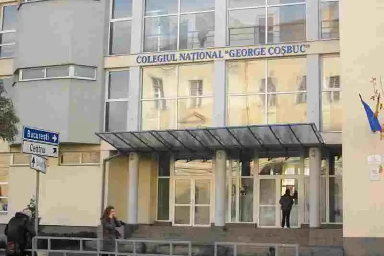 Patru elevi cu COVID la Colegiul George Coșbuc Cluj. Directorul a ÎNCHIS școala fără a suna părinții și Prefectura - EXCLUSIV 