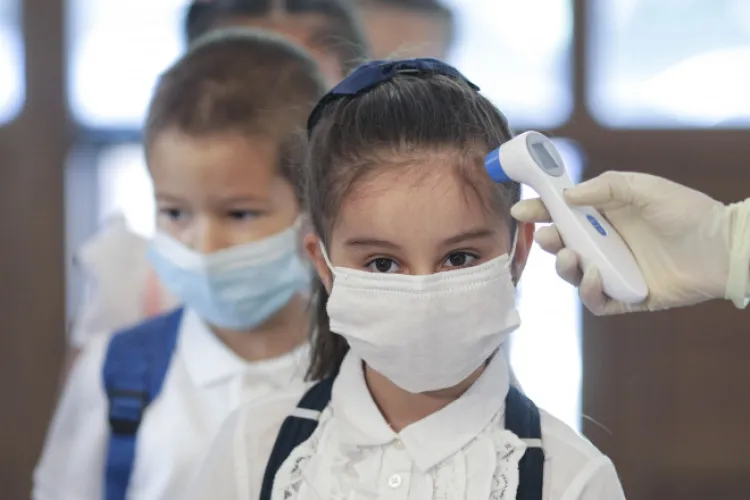 Prima școală din Cluj care se închide după ce trei elevi s-au infectat cu COVID 19