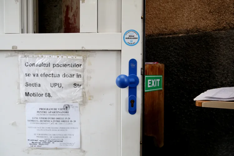 Mediul privat luptă alături de medicii clujeni împotriva Covid-19. Termo Express a donat spitalelor din prima linie mânere antimicrobiene