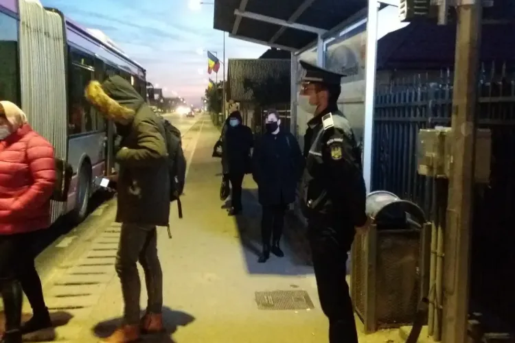 Peste 400 de clujeni amendați de polițiști pentru nepurtarea măștii de protecție FOTO
