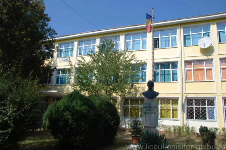 Liceele Ghibu și Nicolae Bălcescu se închid 14 zile. La fel Liceul Teoretic Octavian Goga din Huedin   