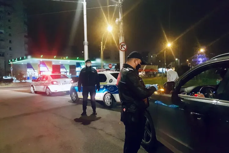 Controale de amploare la Cluj-Napoca, pentru a verifica respectarea măsurilor împotriva COVID-19. Câte amenzi s-au dat FOTO