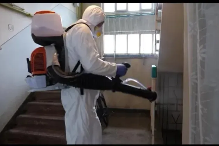 Care sunt principalele 3 surse de infectare cu COVID-19, conform unui medic    