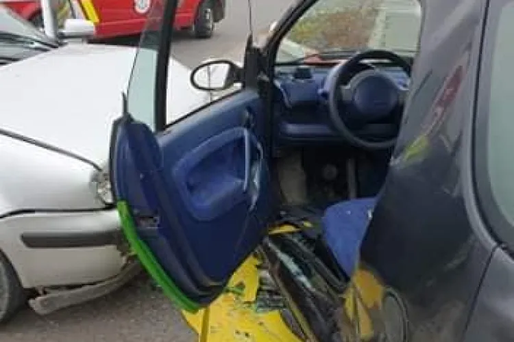 Accident în parcarea de la VIVO Cluj! - FOTO