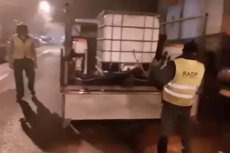 Boc despre teoria că se stropește cu COVID pe străzi:  Ce să lămurim prostia și tâmpenia - VIDEO