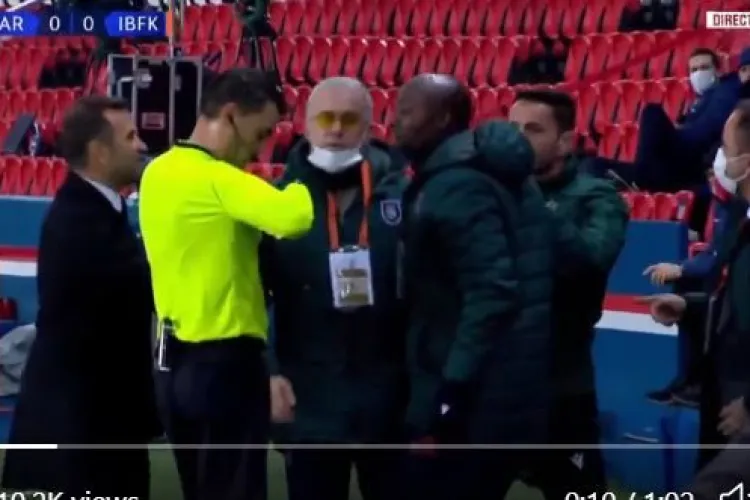 Scandal în meciul de Champions League dintre PSG și Istanbul, cauzat de arbitrii români. Jucătorii au ieșit de pe teren VIDEO