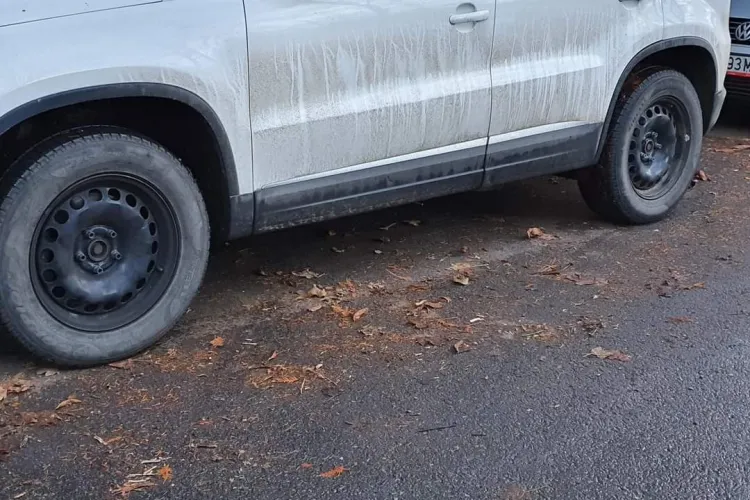 Clujean lăsat de doua ori la rând fără capace, în cartierul de lux al orașului - FOTO