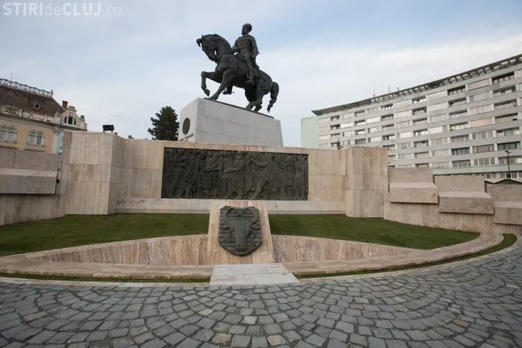 Ceremonie scurtă de 1 Decembrie la Cluj-Napoca, fără artificii, dar cu iluminat public