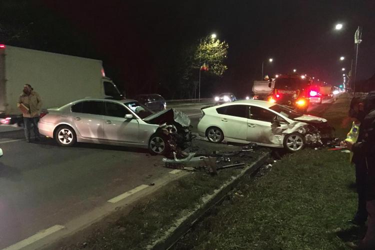 Accident cu victime la Florești. Două mașini s-au făcut praf, după ce un șofer a intrat pe contrasens FOTO