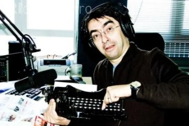 Cronica Carcotasilor se reia la Kiss Fm, dar fara Serban Huidu