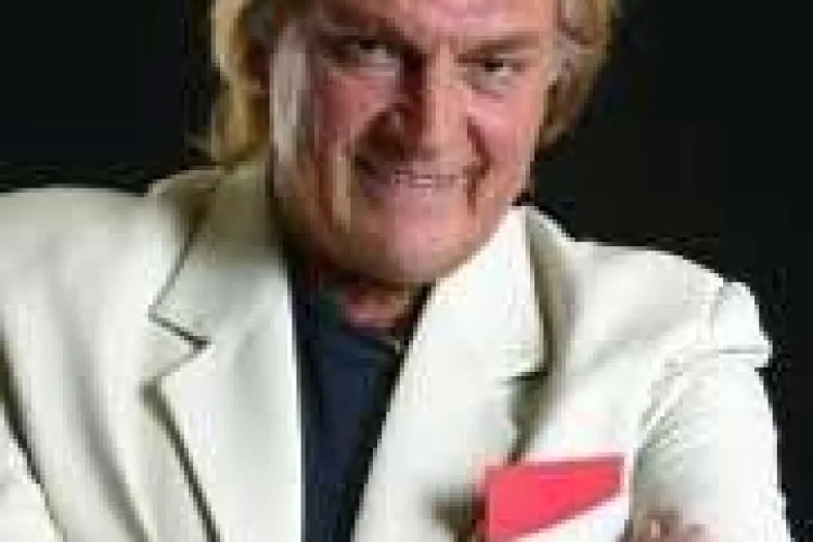 Florin Piersic este primul actor care a primit o stea pe Walk of Fame din Romania