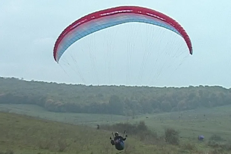 Zece parapantisti clujeni pleaca intr-o expeditie in Nepal!