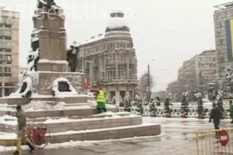Basescu huiduit la Iasi, in timpul manifestarilor dedicate Zilei Unirii! S-a strigat "Vanzator de tara" - VIDEO