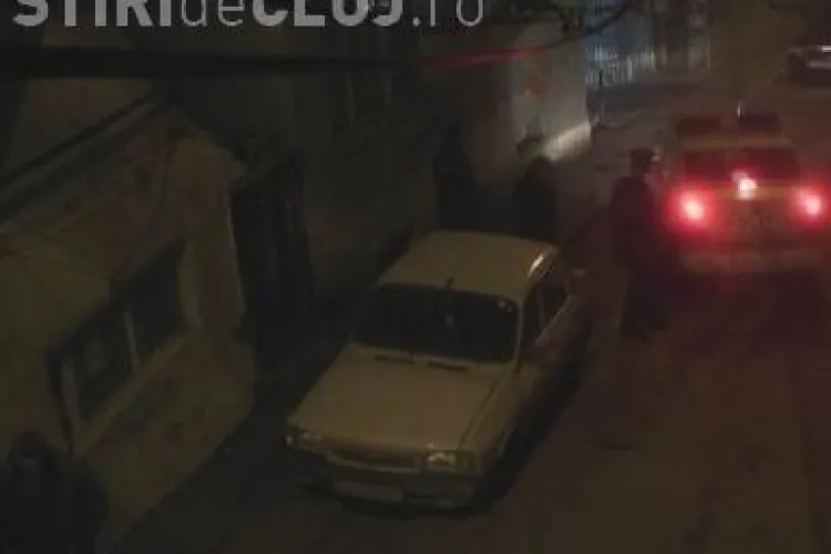 Dependentii de plante etnobotanice au incercat sa sparga magazinele de vise inchise de politie - VIDEO