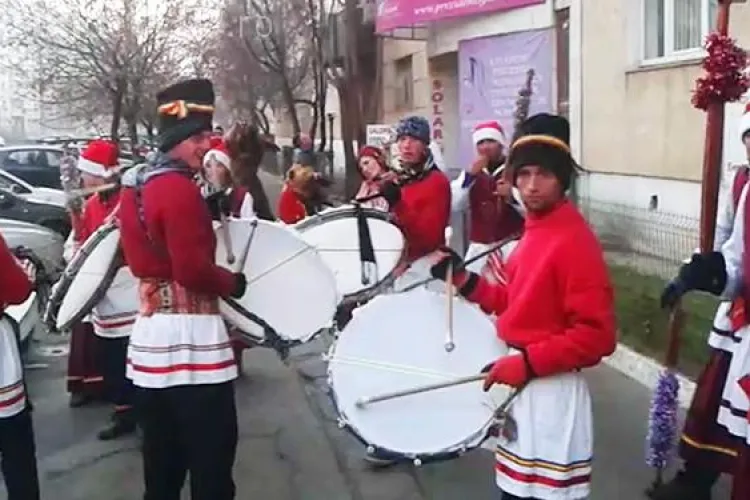 Arafat nu recomandă colindatul de sărbători! S-ar duce oricum cineva la colindat?