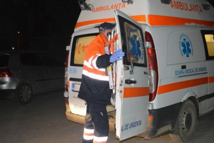 Incendiu cu victime la o cocioabă din Câmpia Turzii. Un bărbat a ajuns la spital