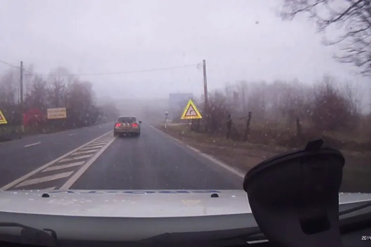 BMW-ist IDIOT pe Calea Turzii! Așa se produc accidentele, când drumurile sunt libere - VIDEO