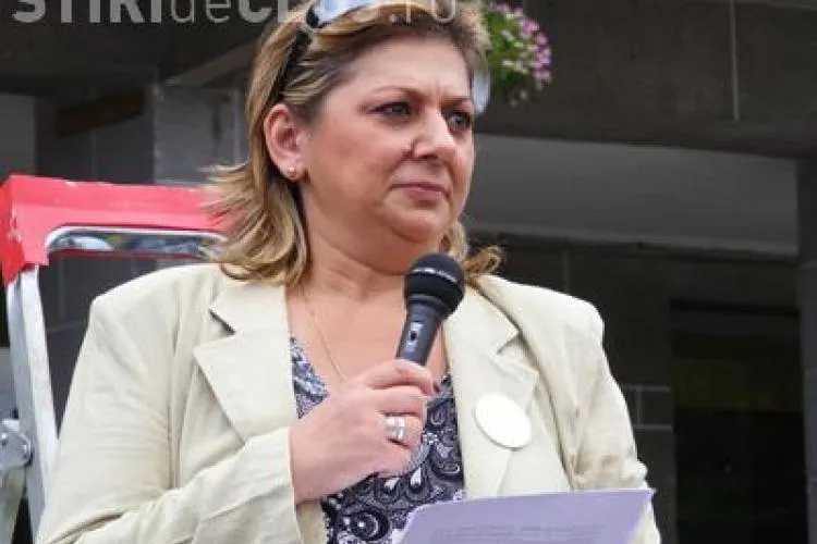 Lucia Cojocaru: Profesorii clujeni au fost asigurați împotriva COVID-19 și o sută au beneficiat de decontări