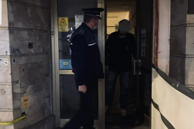 Controale la paznicii de școli și universități din Cluj. Câte nereguli au fost descoperite FOTO