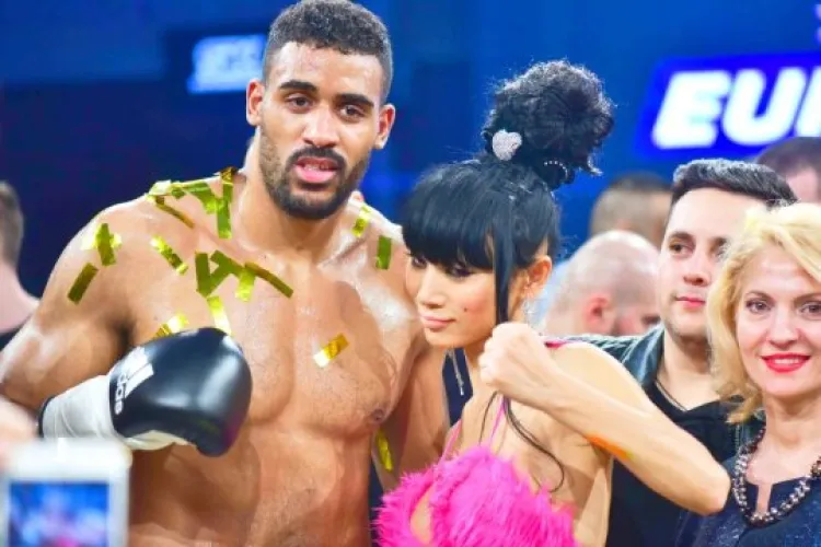 Luptătorul clujean Benny Adegbuyi, supranumit ”al doilea cel mai cunoscut om din Transilvania!” de americani, după succesul cu Badr Hari