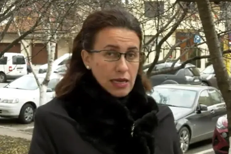 Avocata Ion Minodora se bucură că a reușit să anuleze purtarea măștii în spații deshise: Uraaaaaa! Uraaaaaa!Uraaaaaa!