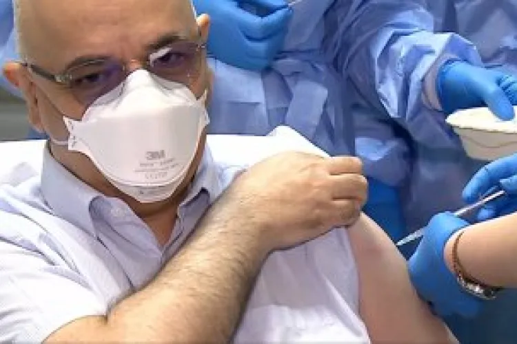 Proprietarul unor localuri din Cluj se întreabă de ce vaccinarea nu este OBLIGATORIE, dacă toate măsurile de până acum au fost   