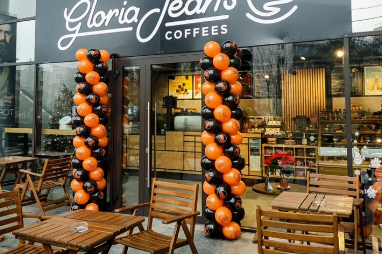 Celebrul lanţ de cafenele Gloria Jean’s Coffees a adus cafeaua gourmet la Iulius Mall Cluj (P)