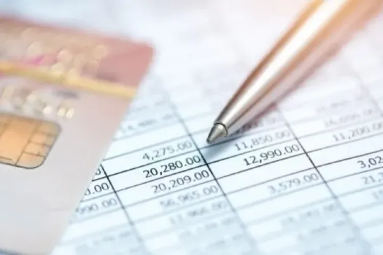 ANAF ia la puricat conturile românilor. Acoperirea este că se combate terorismul și spălarea banilor