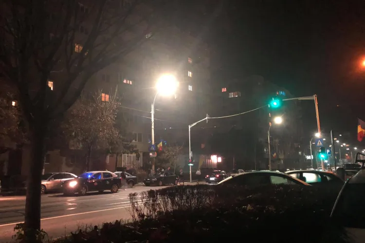 Accident pe strada Plopilor. Taximetrul nu a dat prioritate - FOTO   