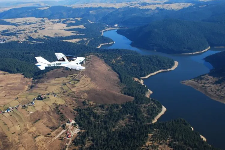 Cât de frumos se vede de la Mărișel lacul Beliș-Fântânele. Este cel mai frumos lac din Cluj? - FOTO