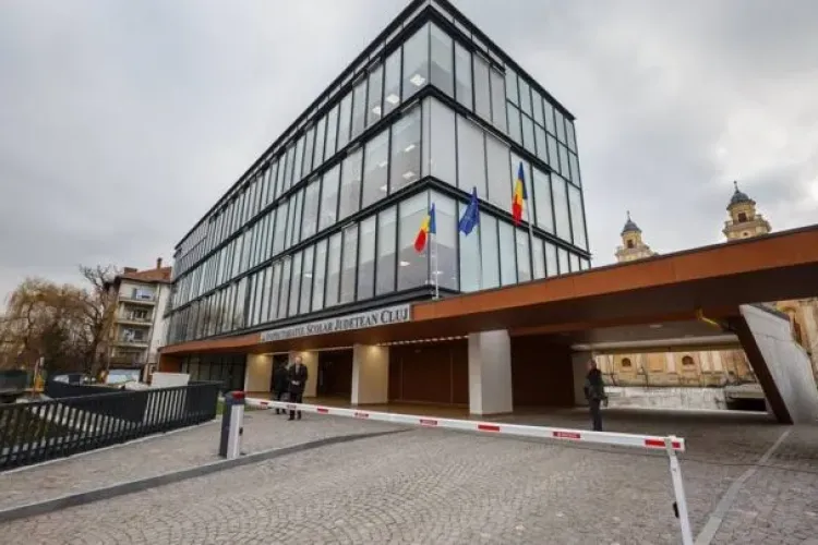 Directorul Clubului Sportiv Școlar Viitorul Cluj, înlocuit de fostul director, care acum patru ani nu promova examenul scris   