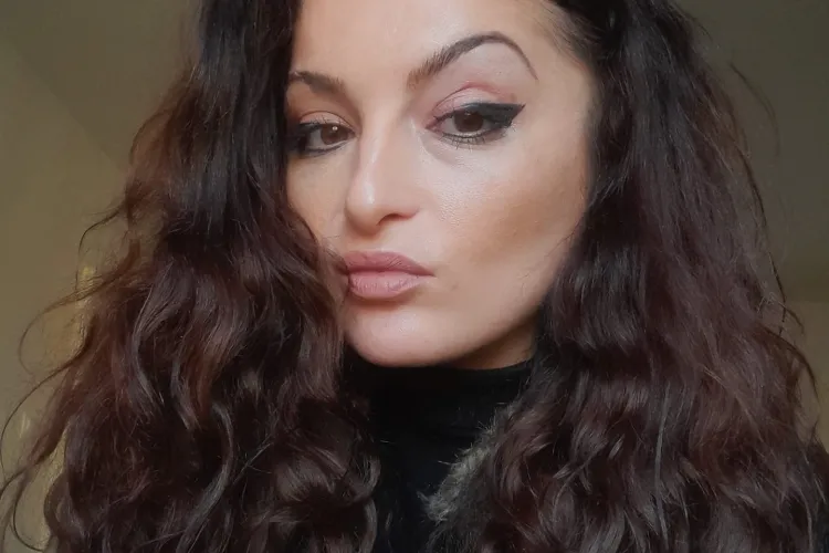 Cine e tânăra care sinucis la Cluj cu câteva ore înainte de Revelion. A lăsat și un mesaj prietenilor - FOTO