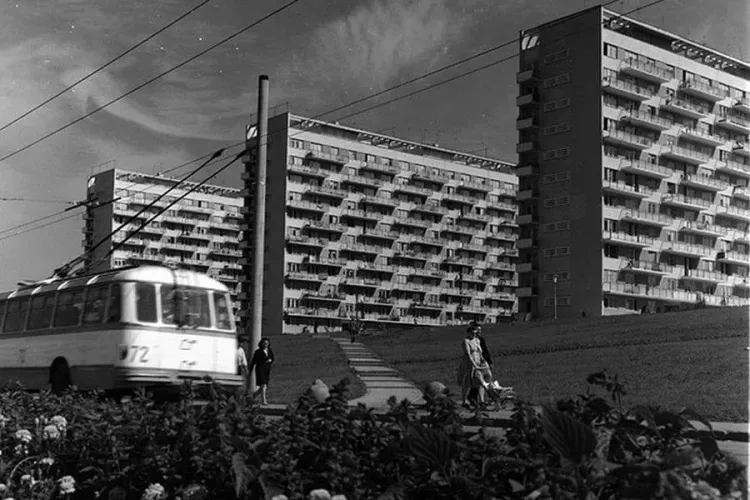 Frumosul cartier Gheorgheni: ”Bizușele văzute de pe strada Unirii...”