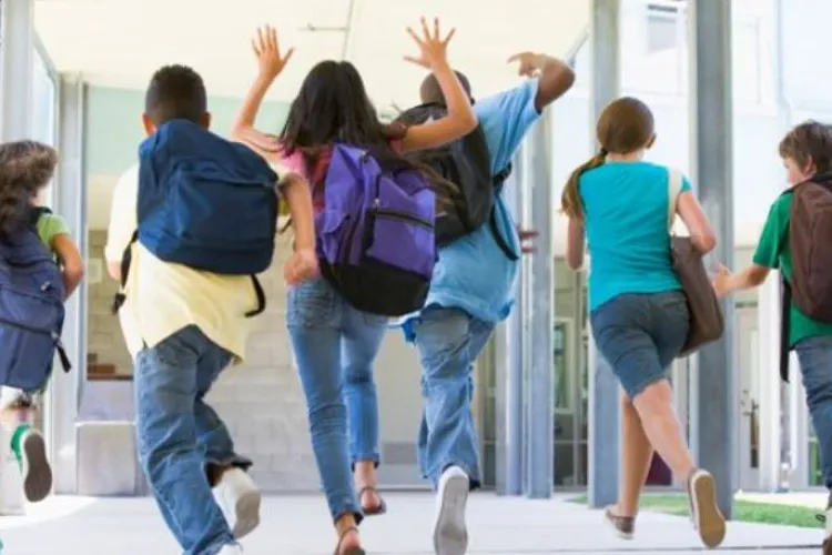 Vacanță elevi Paște 2021 - Când pică vacanța de Paște 2021