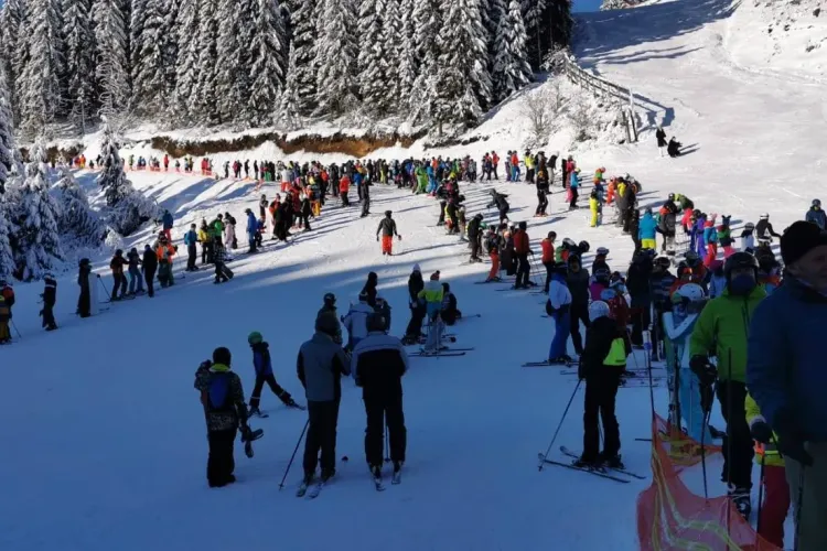 Salvatorii montani din Cluj, apel către schiorii experimentați: Să lăsăm pârtiile pentru familii cu copii și începători 
