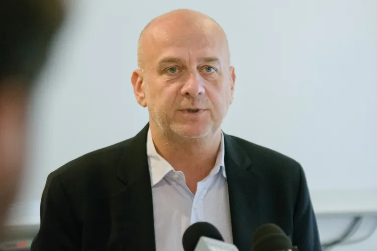 Impozitarea averilor e cerută de Dumitru Costin, BNS. Din păcate, averile sunt la cei care conduc    