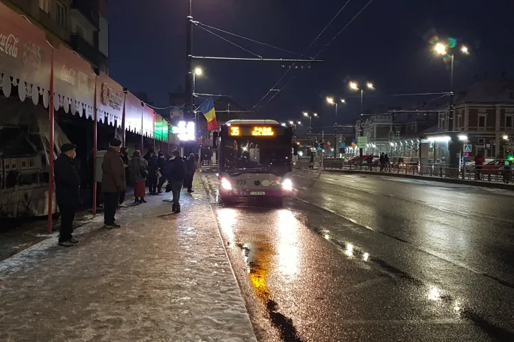 Se eliberează abonamente pentru studenții de la Universitatea de Arta si Design din Cluj-Napoca