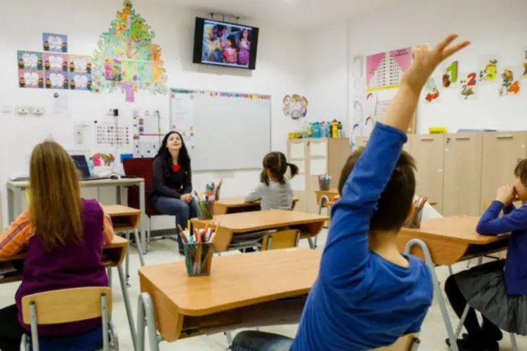 Ce licee și școli din Cluj se vor deschide de luni, 8 februarie. Situația pe tot județul