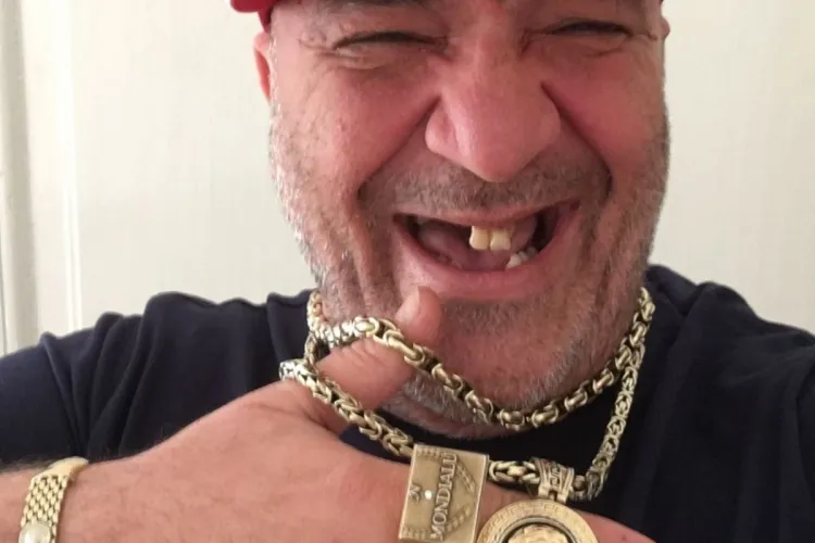 Interlopul Nelson Mondialu se pote angaja! Cum a reușit să își șteargă din cazier condamnările, inclusiv cea de trafic de droguri