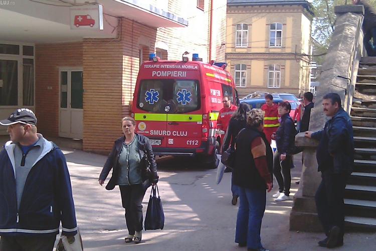 Dramă la Cluj! O femeie a murit după ce a așteptat o ambulanță 5 ore și a fost plimbată pe la spitale 