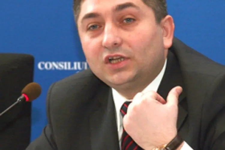 Tișe amenință cu demisia, dacă va fi numit prefect al Clujului Tasnadi Szilard (UDMR) și nu unul de la PNL