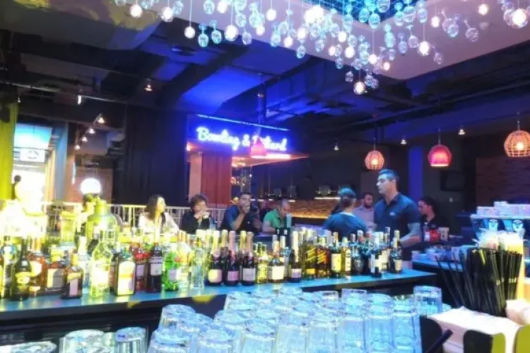 Lista localităților din Cluj unde barurile și restaurantele rămân deschise. Incidența este sub 1,5 cazuri de COVID la mia de locuitori