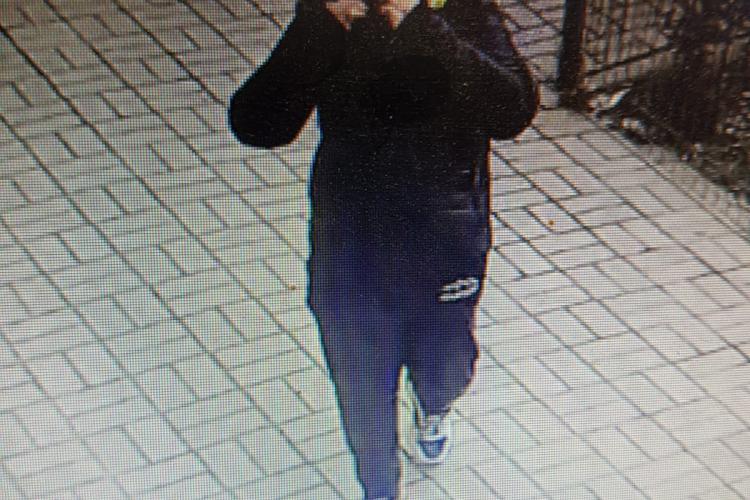 Copilul dispărut în Florești, fotografiat când își cumpăra o bere - FOTO