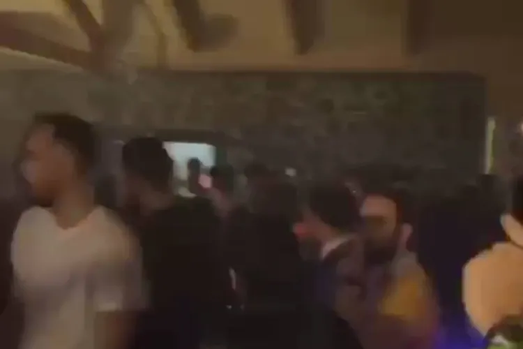 Petrecere la Someșul Rece cu bombardieri și dive de Sfântul Valentin - VIDEO